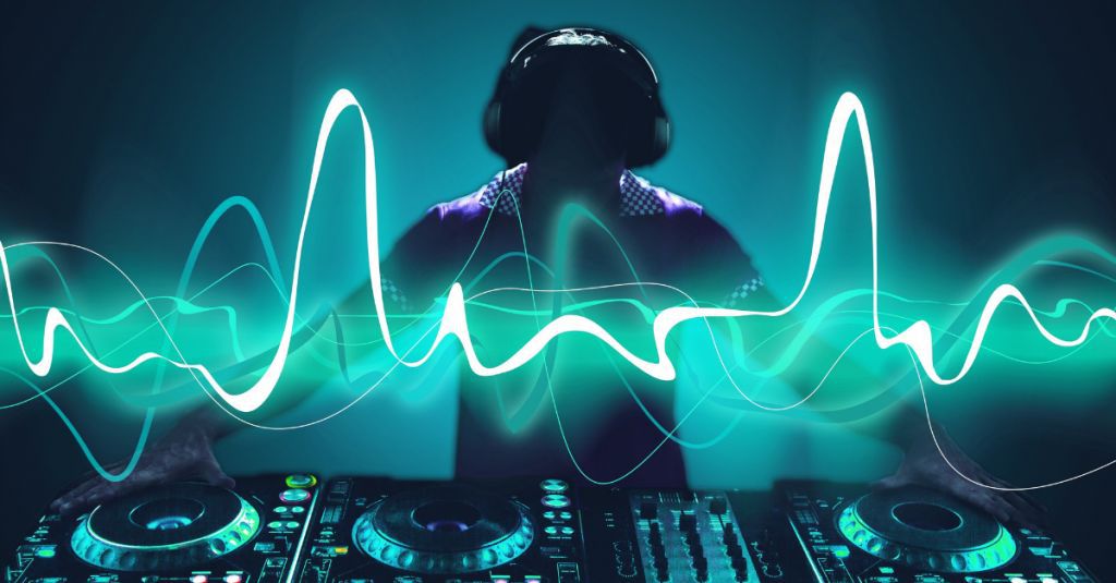 12 fast vergessene Techno-Hits, die dich sofort wieder in die 90er