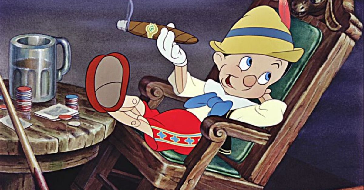 18 Szenen In Disney Filmen Die Heute Verboten Wären 10 Szenen in Disney-Filmen, die heute verboten wären!